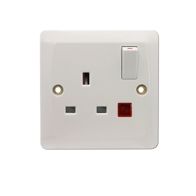 British switch socket