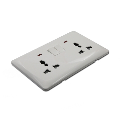 Double 13A multi socket with switch and light universal socket