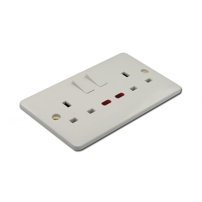 2 gang switch with 13a socket with light wall switched socket